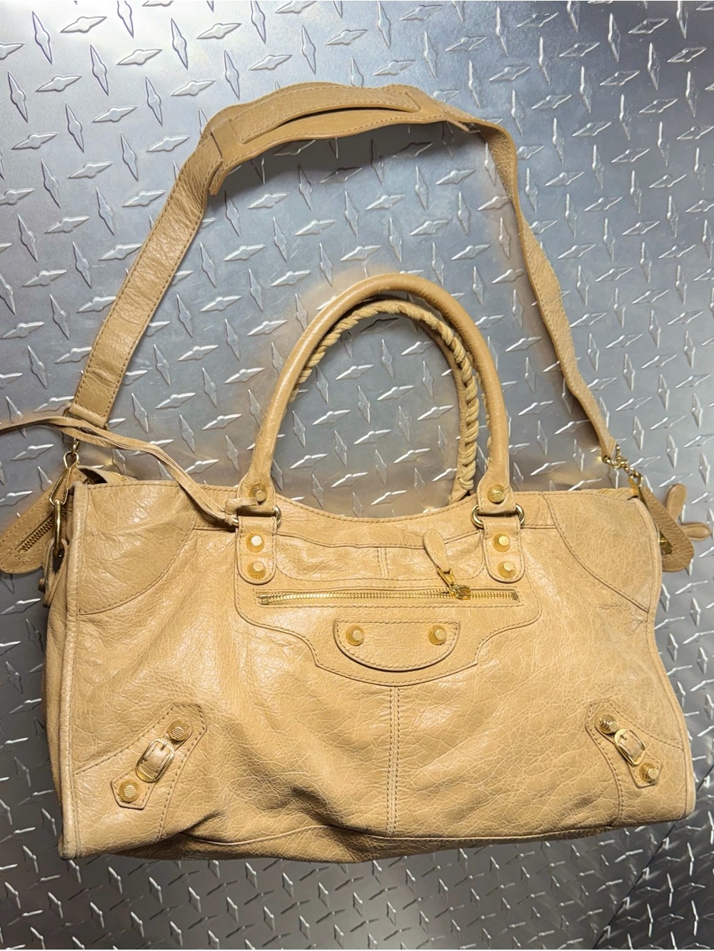 Balenciaga Classic Moto Medium City Bag in Beige GHW - Picture 3 of 11